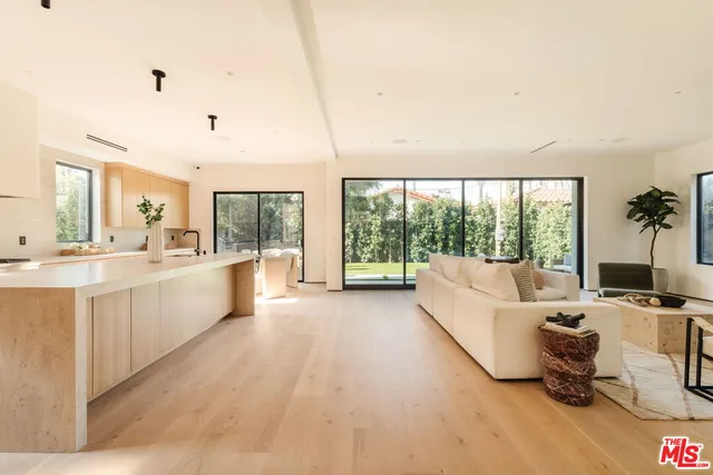 $4,295,000 | 1611 South Bedford Street, Los Angeles, CA 90035