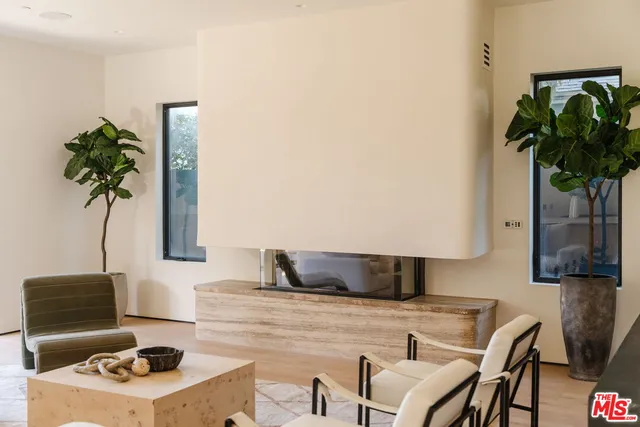 $4,295,000 | 1611 South Bedford Street, Los Angeles, CA 90035