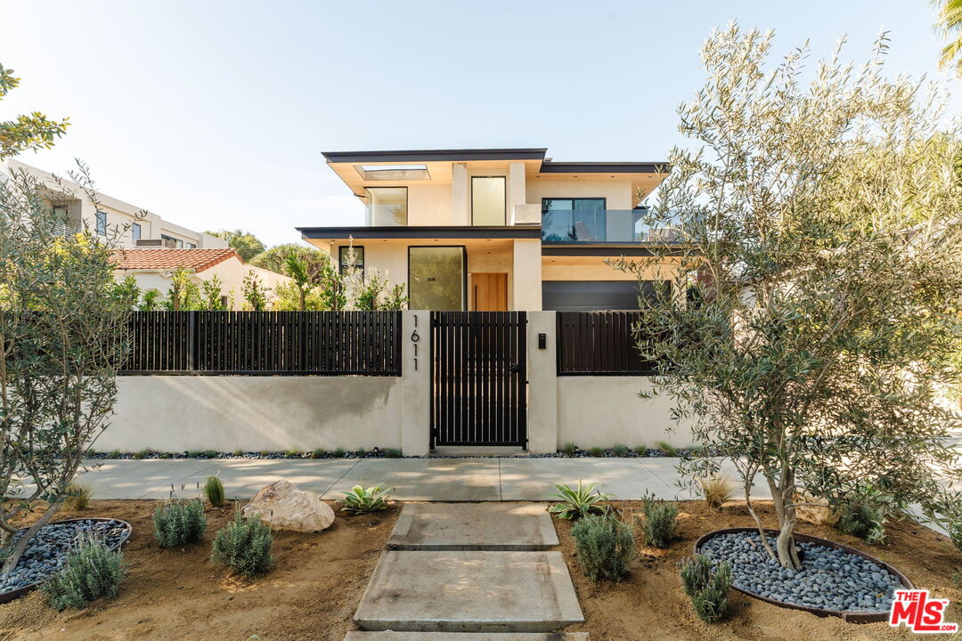 1611 South Bedford Street Los Angeles, CA 90035 - Photo 2 of 64