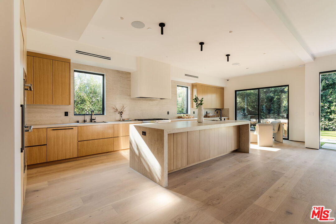 1611 South Bedford Street Los Angeles, CA 90035 - Photo 24 of 64