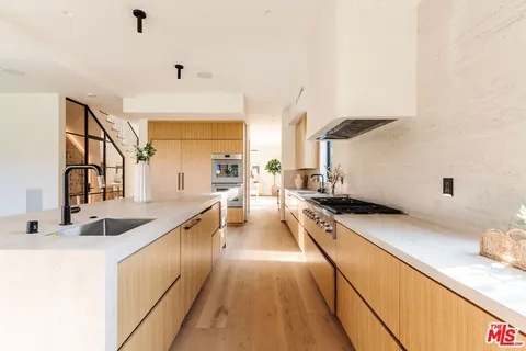 $4,295,000 | 1611 South Bedford Street, Los Angeles, CA 90035