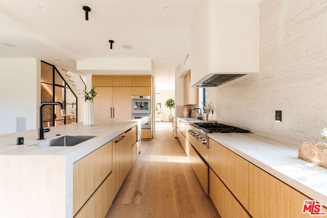 1611 South Bedford Street Los Angeles, CA 90035 - Photo 30 of 64