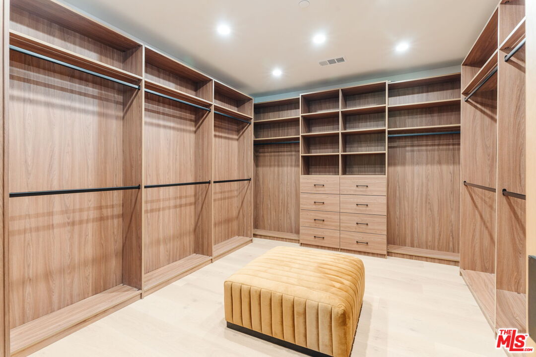 1611 South Bedford Street Los Angeles, CA 90035 - Photo 41 of 64