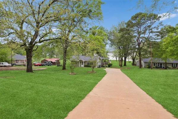 $375,000 | 16340 County Road 4256, Henderson, TX 75654