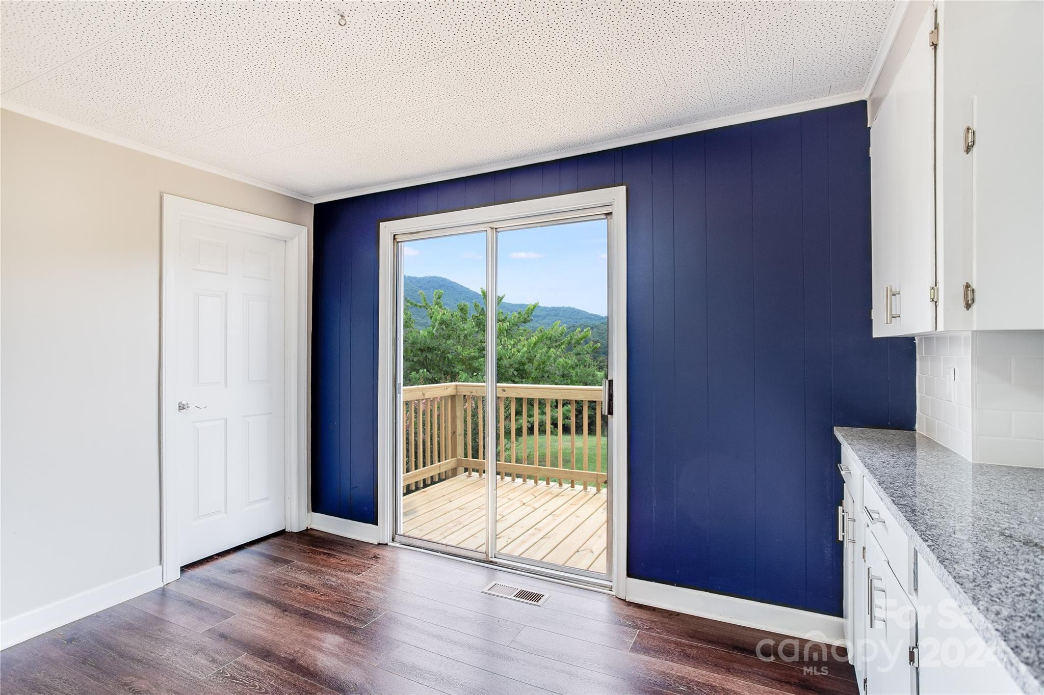 327 Beaverdam Loop Road Candler, NC 28715 - Photo 18 of 26 Gallery Image 18