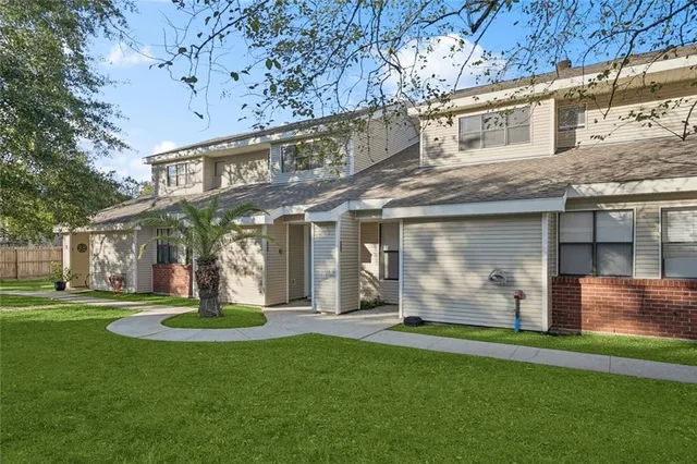 $1,475 | 404-416 Cedarwood Drive, Mandeville, LA 70471