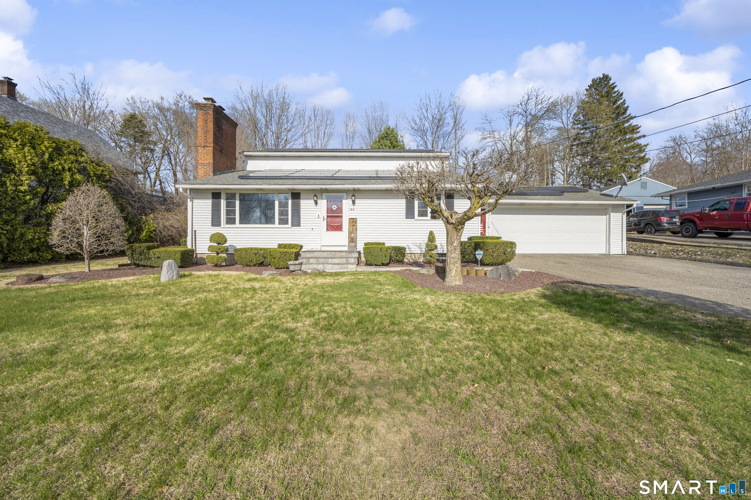 189 Scott Road Waterbury, CT 06705 - Photo 1 of 31