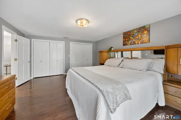 $325,000 | 189 Scott Road, Waterbury, CT 06705