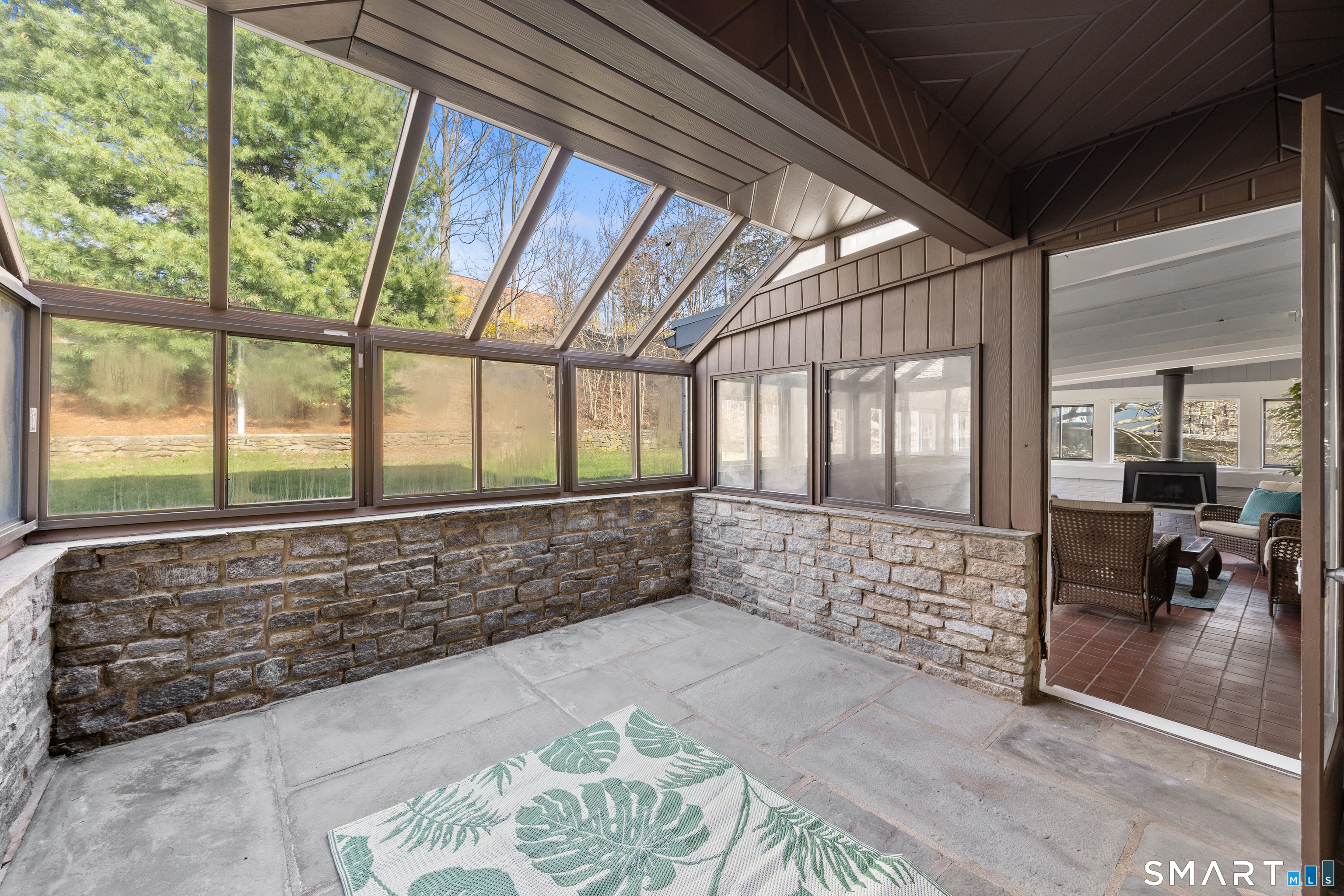 189 Scott Road Waterbury, CT 06705 - Photo 23 of 31