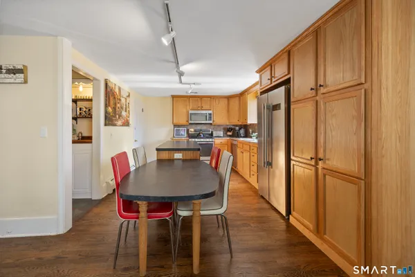 $325,000 | 189 Scott Road, Waterbury, CT 06705