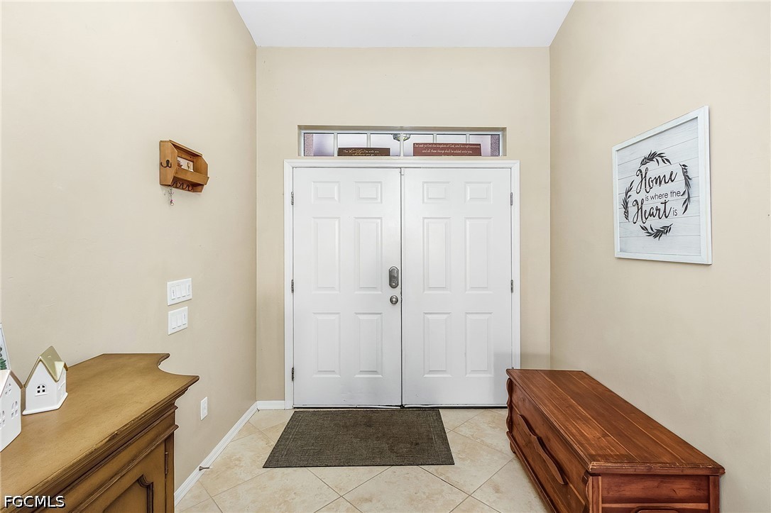 236 Loadstar Street Fort Myers, FL 33913 - Photo 5 of 26