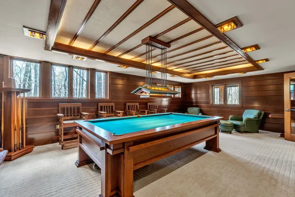 $13,560,000 | 5200 Turtle Pointe Drive, Ann Arbor, MI 48105