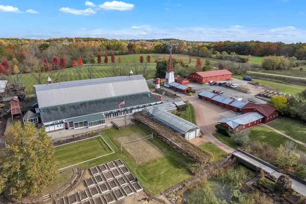 $13,560,000 | 5200 Turtle Pointe Drive, Ann Arbor, MI 48105