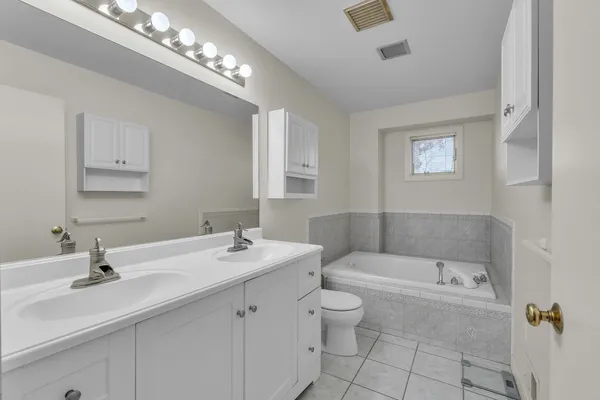 $13,560,000 | 5200 Turtle Pointe Drive, Ann Arbor, MI 48105