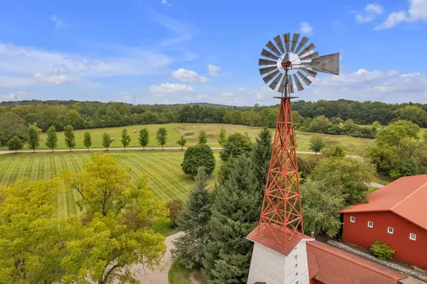 $13,560,000 | 5200 Turtle Pointe Drive, Ann Arbor, MI 48105