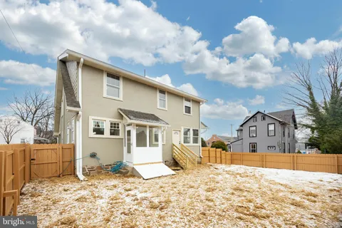 $635,000 | 102 Lincoln Street, Kennett Square, PA 19348