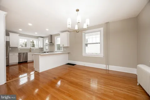 $635,000 | 102 Lincoln Street, Kennett Square, PA 19348