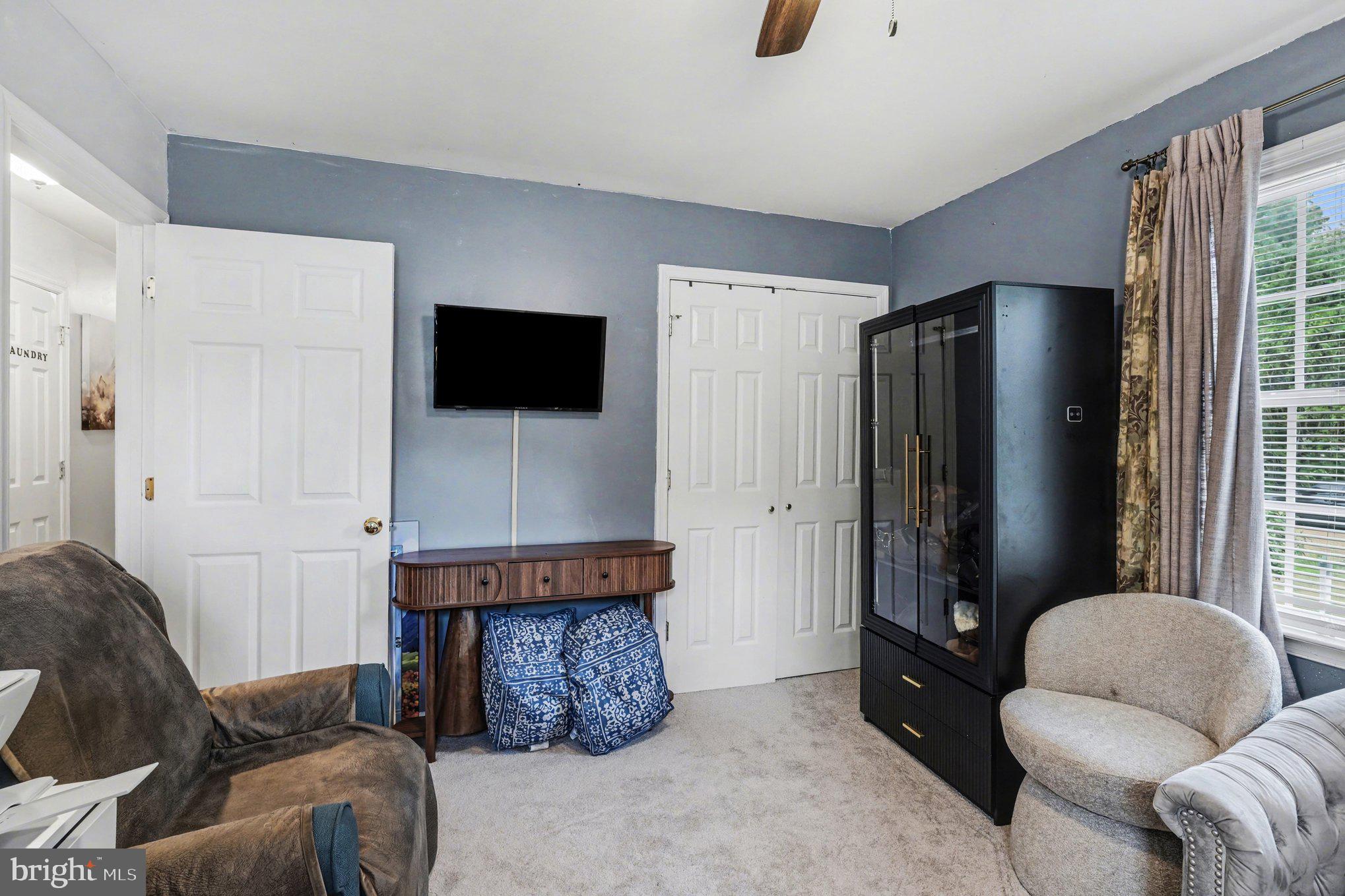 87 Cedar Lane South Colonial Beach, VA 22443 - Photo 20 of 27 Bedroom 3