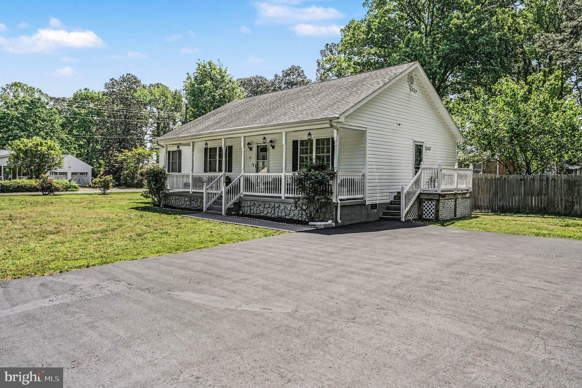 87 Cedar Lane South Colonial Beach, VA 22443 - Photo 2 of 27