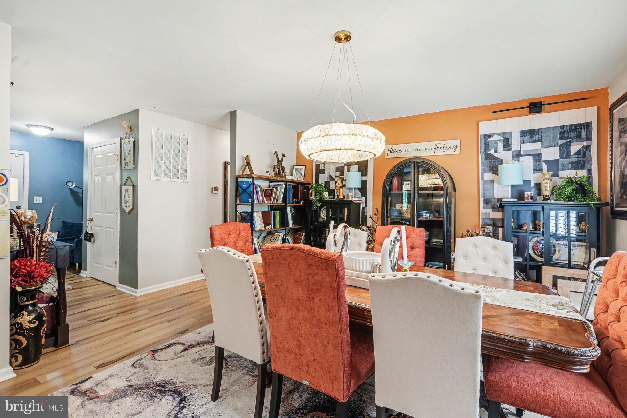 87 Cedar Lane South Colonial Beach, VA 22443 - Photo 9 of 27 Dining Room