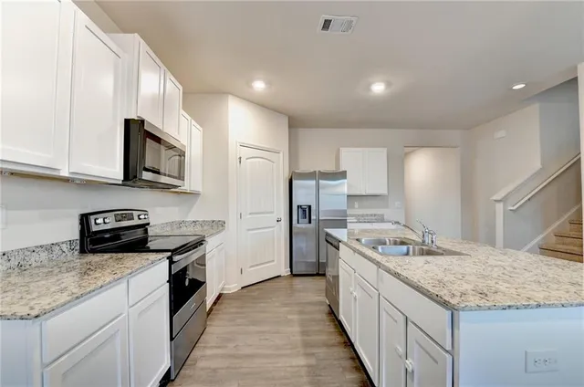 $368,000 | 393 Walnut Grv Way, Pendergrass, GA 30567