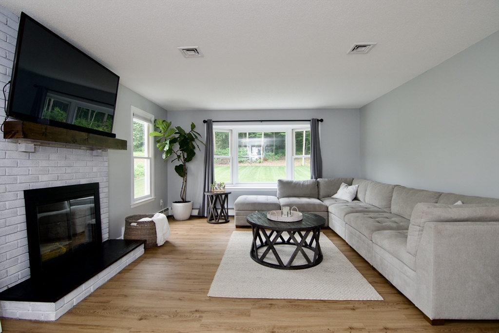 15 Rothe Lane Ellington, CT 06029 - Photo 24 of 42 Gallery Image 24