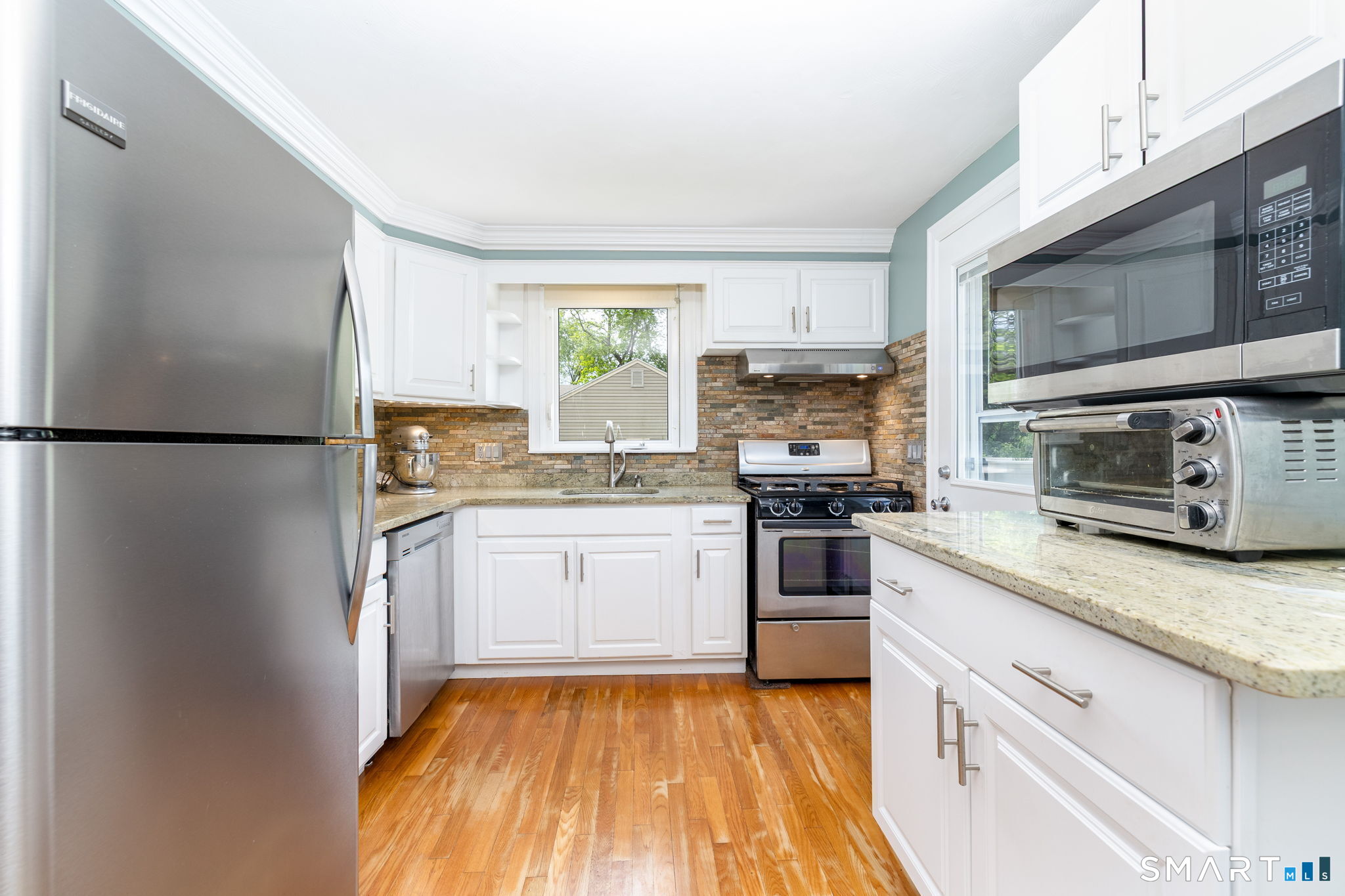 40 Overlook Road South Windsor, CT 06074 - Photo 7 of 28