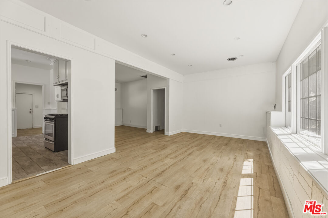 7072 Owens Street Tujunga, CA 91042 - Photo 21 of 42