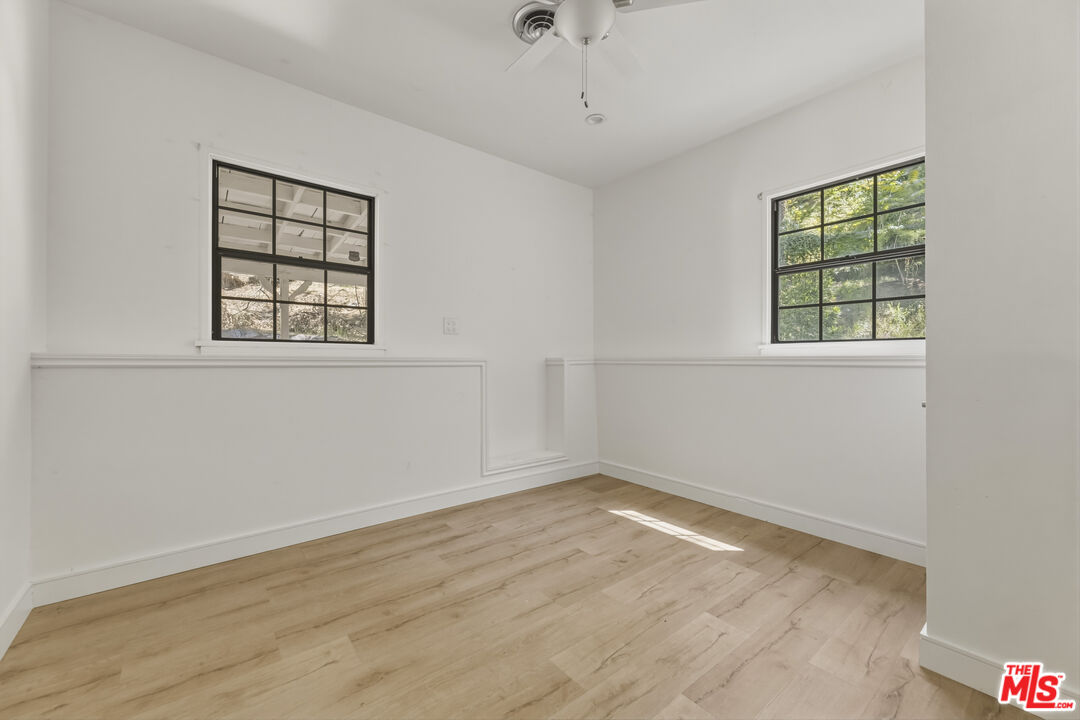 7072 Owens Street Tujunga, CA 91042 - Photo 27 of 42