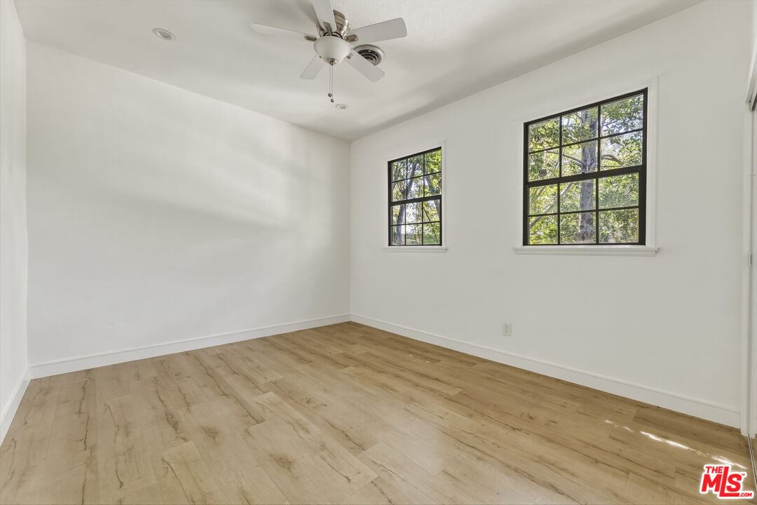 7072 Owens Street Tujunga, CA 91042 - Photo 31 of 42
