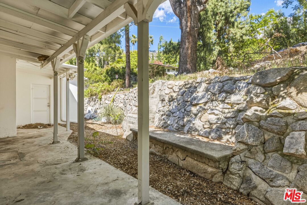 7072 Owens Street Tujunga, CA 91042 - Photo 34 of 42