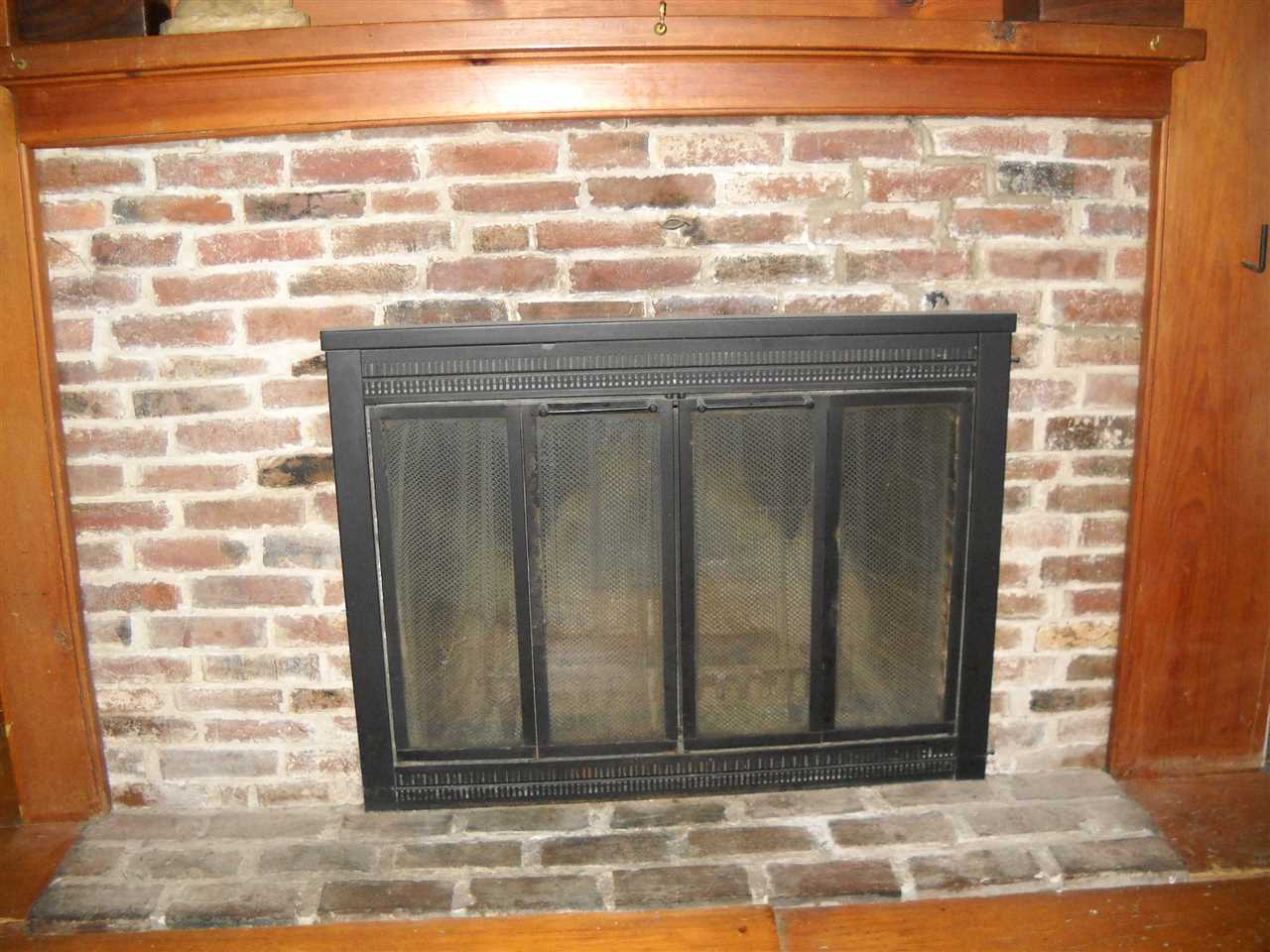 59 Latham Road Thetford, VT 05043 - Photo 14 of 19 Gallery Image 14