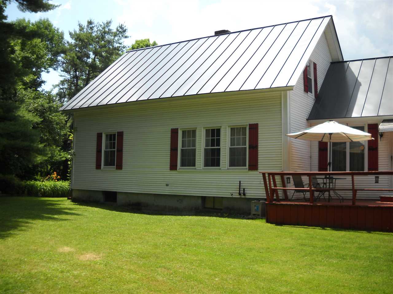 59 Latham Road Thetford, VT 05043 - Photo 15 of 19 Gallery Image 15