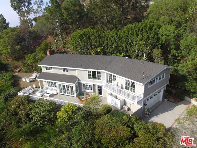 20643 Seaboard Road Malibu, CA 90265 - Photo 2 of 42 Gallery Image 2