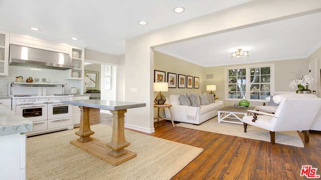 20643 Seaboard Road Malibu, CA 90265 - Photo 16 of 42 Gallery Image 16