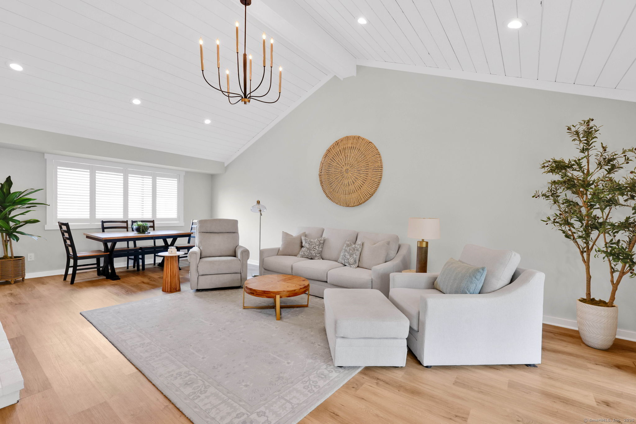 617 Cherokee Lane, Unit B Stratford, CT 06614 - Photo 16 of 39