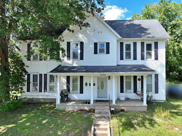 $275,000 | 900 Cherry Street, Petersburg, IN 47567
