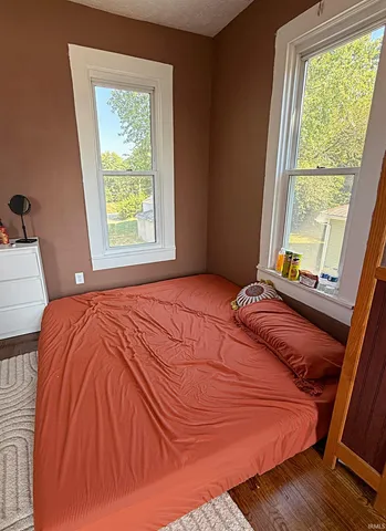 $275,000 | 900 Cherry Street, Petersburg, IN 47567