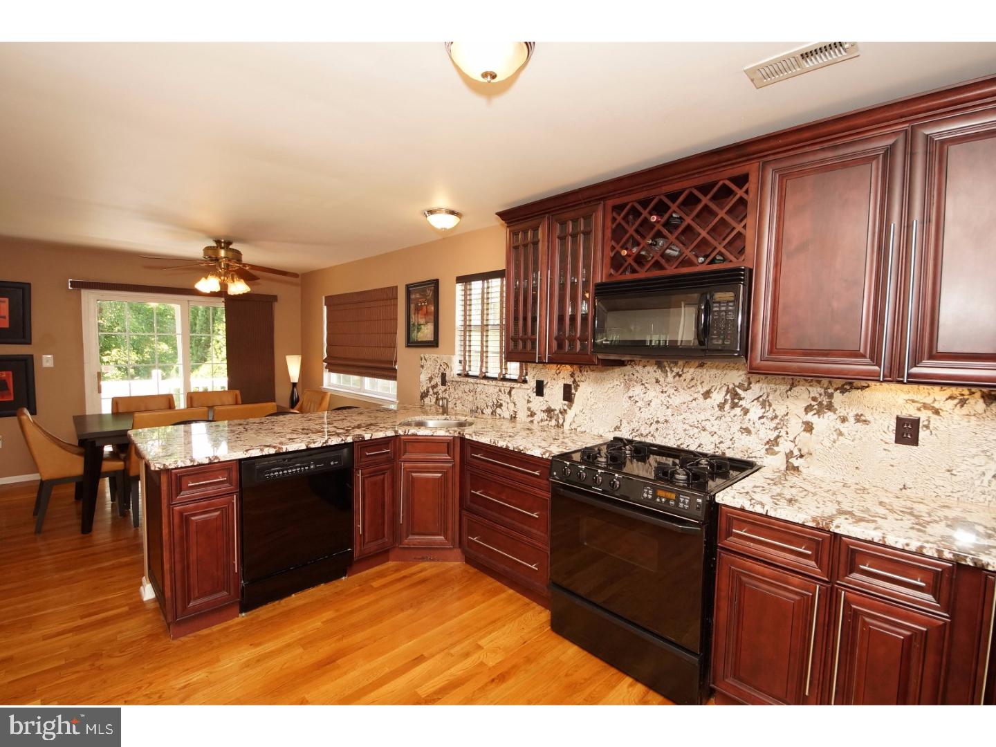 19 Port Mercer Road Lawrenceville, NJ 08648 - Photo 9 of 25