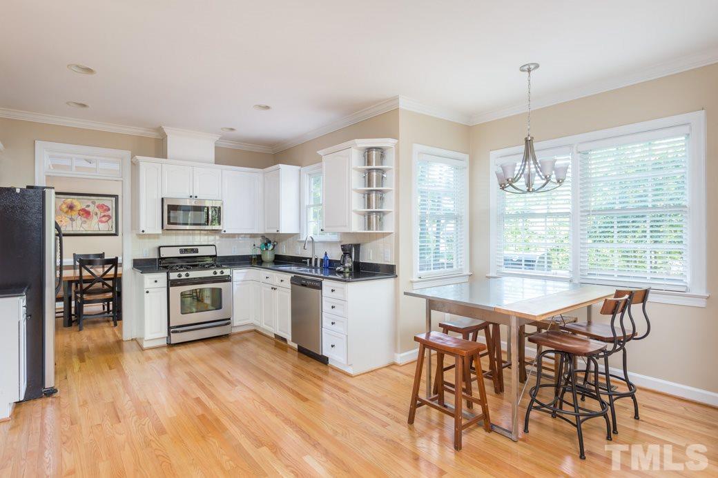 3717 Evander Way Raleigh, NC 27613 - Photo 8 of 24