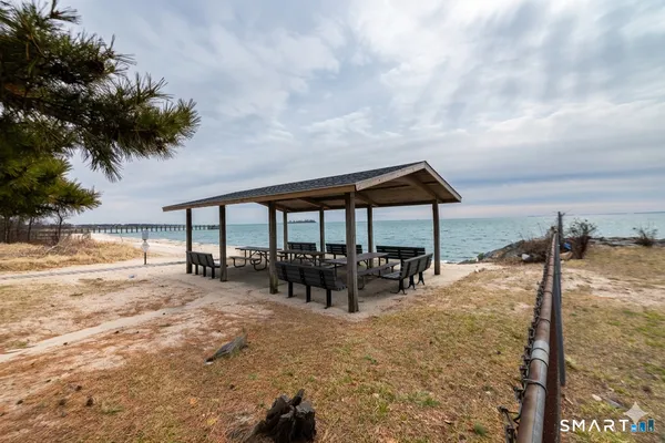 $419,900 | 105 East Broadway, Unit D, Milford, CT 06460