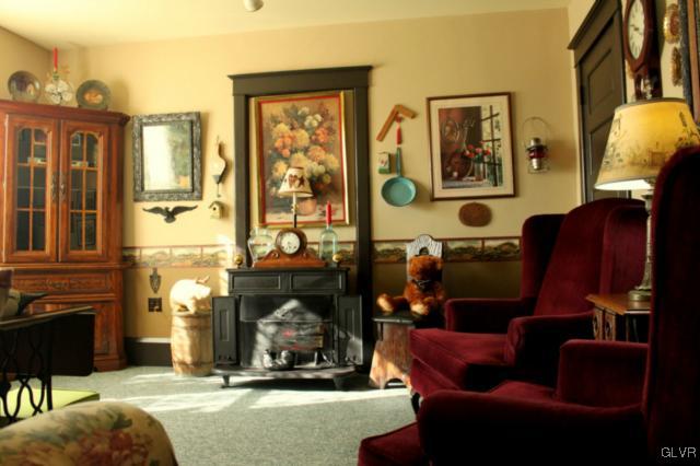 1351 Tatamy Road Easton, PA 18045 - Photo 7 of 37