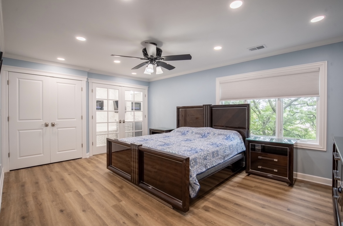 453 Raintree Drive, Unit 3P Glen Ellyn, IL 60137 - Photo 8 of 13 Gallery Image 8
