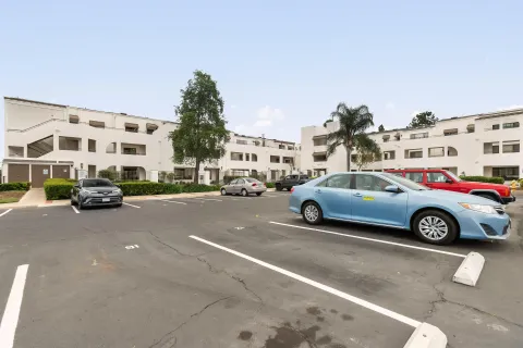 $799,000 | 6960 Hyde Park Drive, Unit 12, San Diego, CA 92119