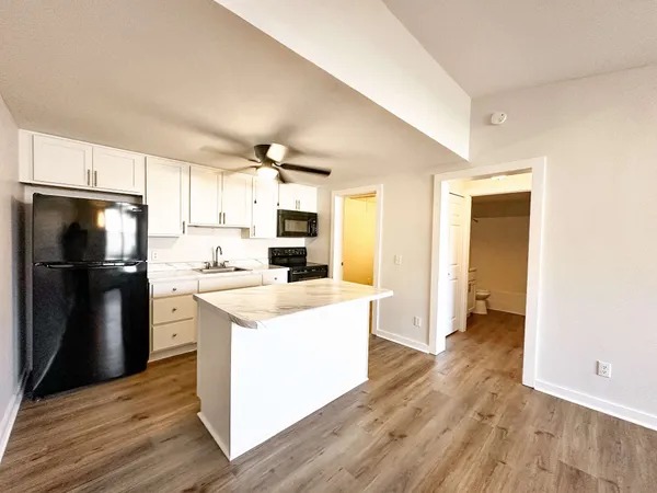$1,045 | 2421 Madison Street, Unit 13, Clarksville, TN 37043