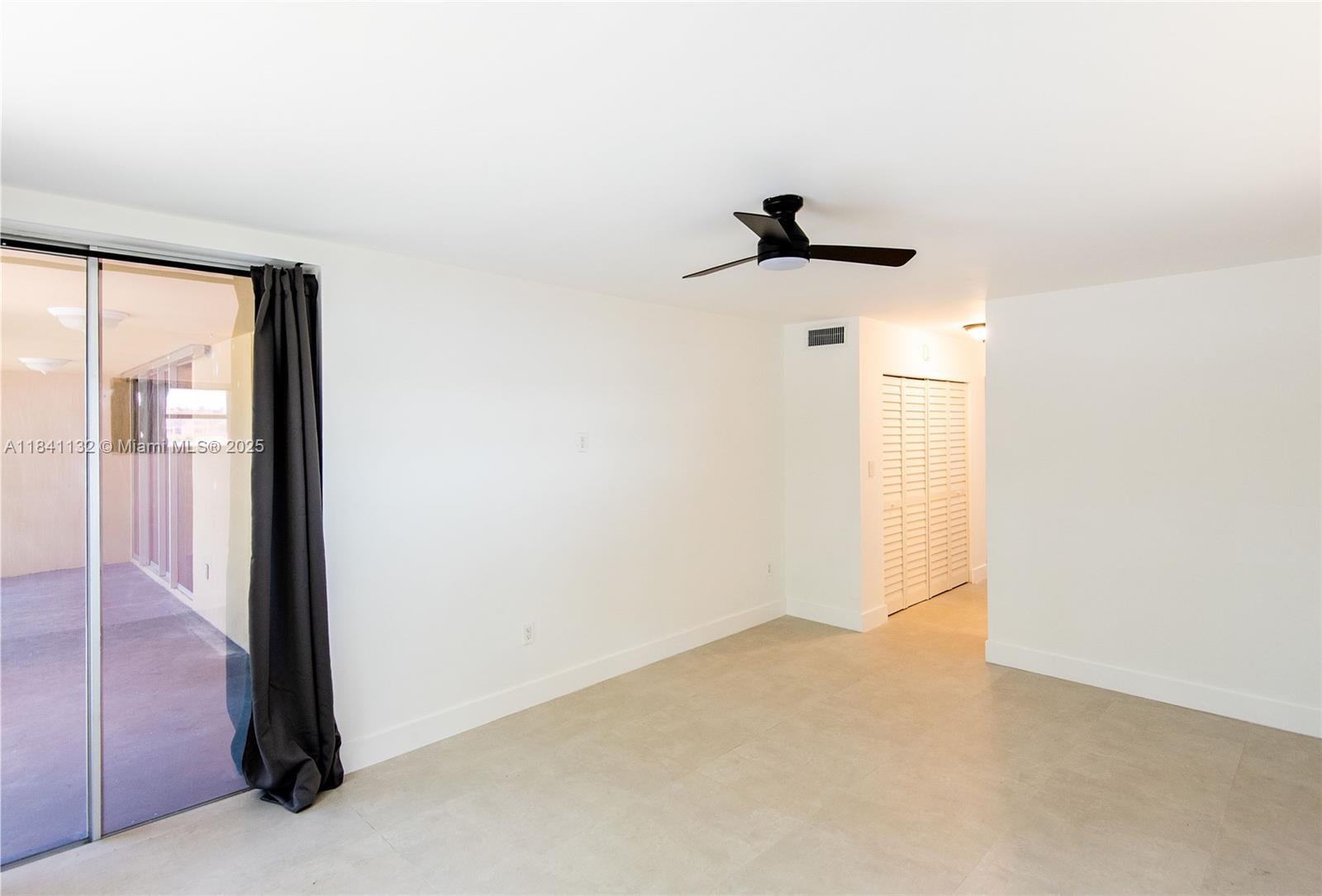 1750 Northeast 191st Street, Unit 1001 Miami, FL 33179 - Photo 24 of 30