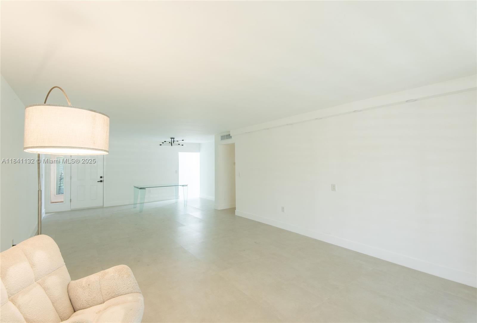 1750 Northeast 191st Street, Unit 1001 Miami, FL 33179 - Photo 7 of 30