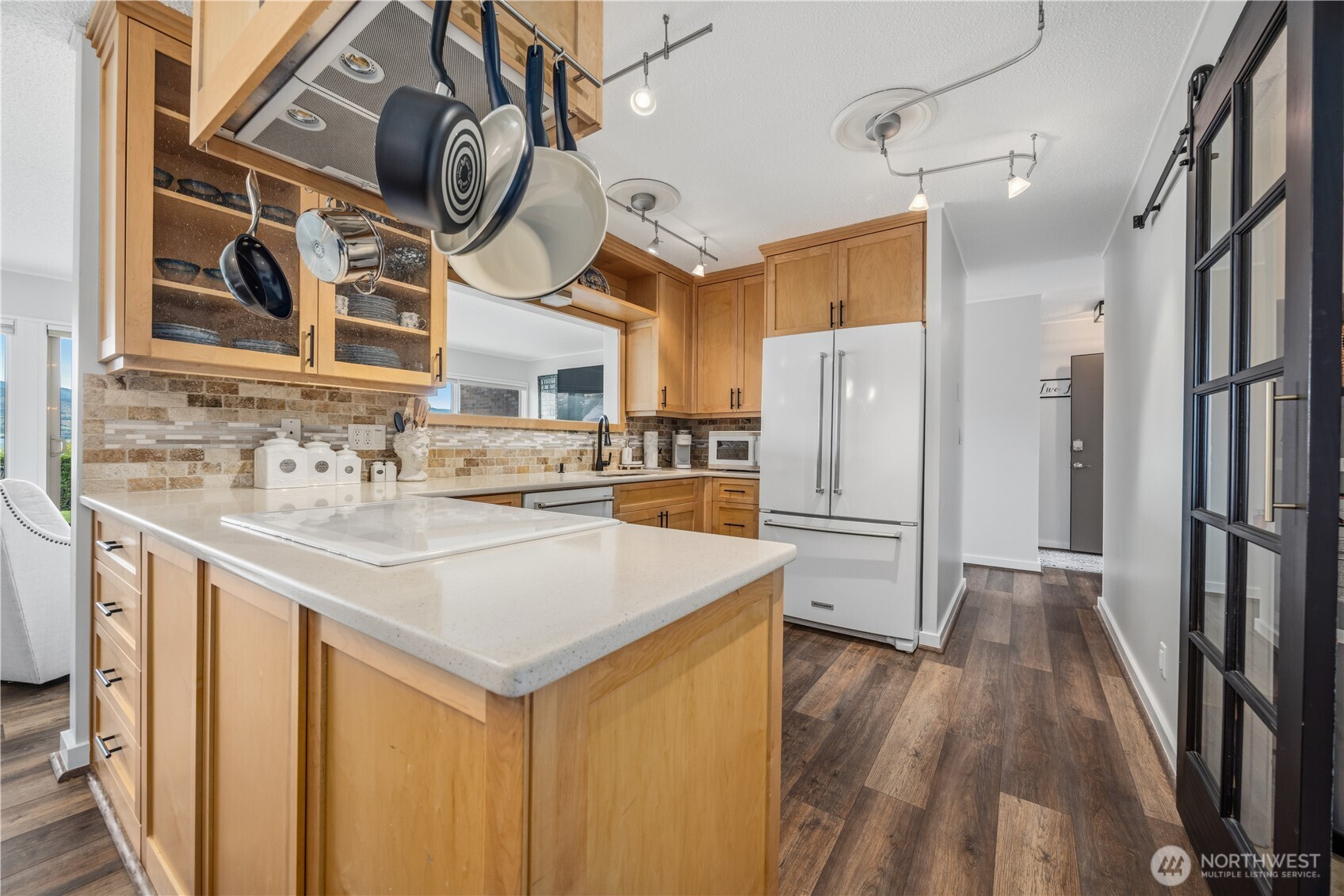 301 South 3rd Street, Unit 3 Chelan, WA 98816 - Photo 7 of 29