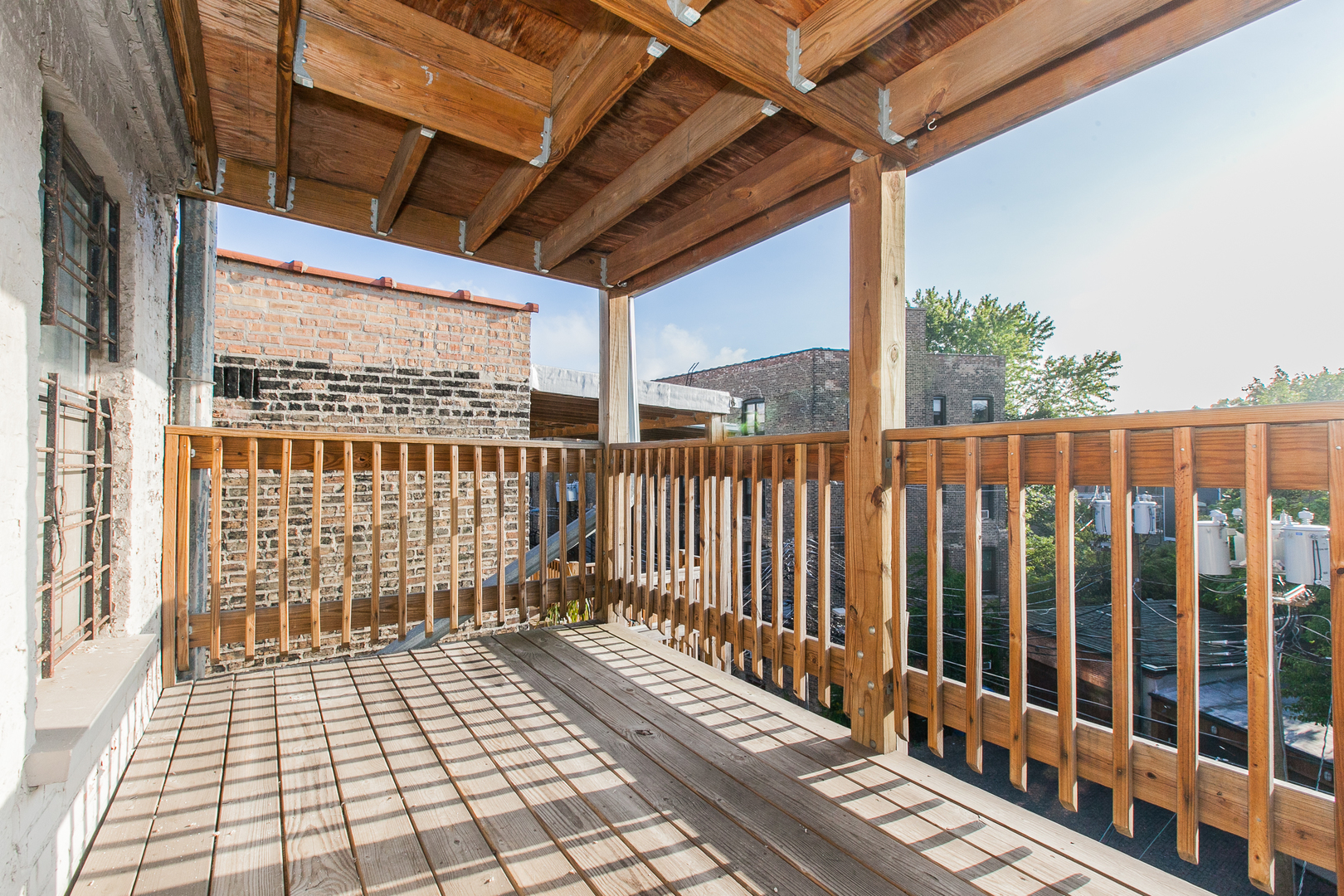 2338 North Clark Street, Unit 4 Chicago, IL 60614 - Photo 15 of 16