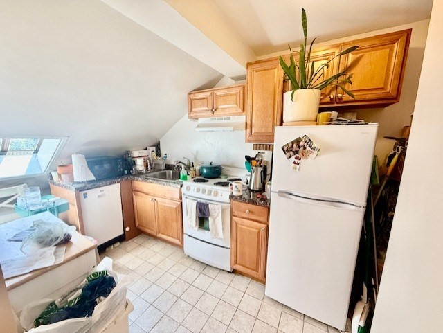 2 Derne Street, Unit 5 Boston, MA 02114 - Photo 7 of 14